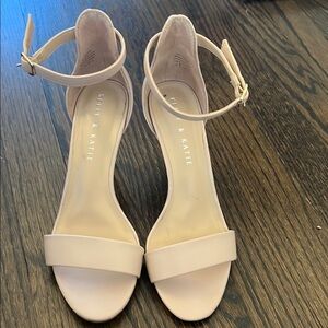 Kelly & Kate nude pumps with ankle strap
